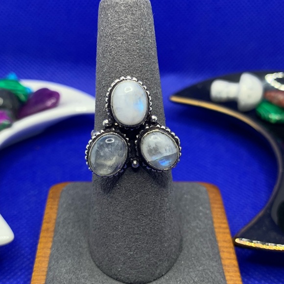 FLASH Moonstone Trio Ring! .925 Sterling Silver Plated, Size 7.25 - Picture 5 of 12
